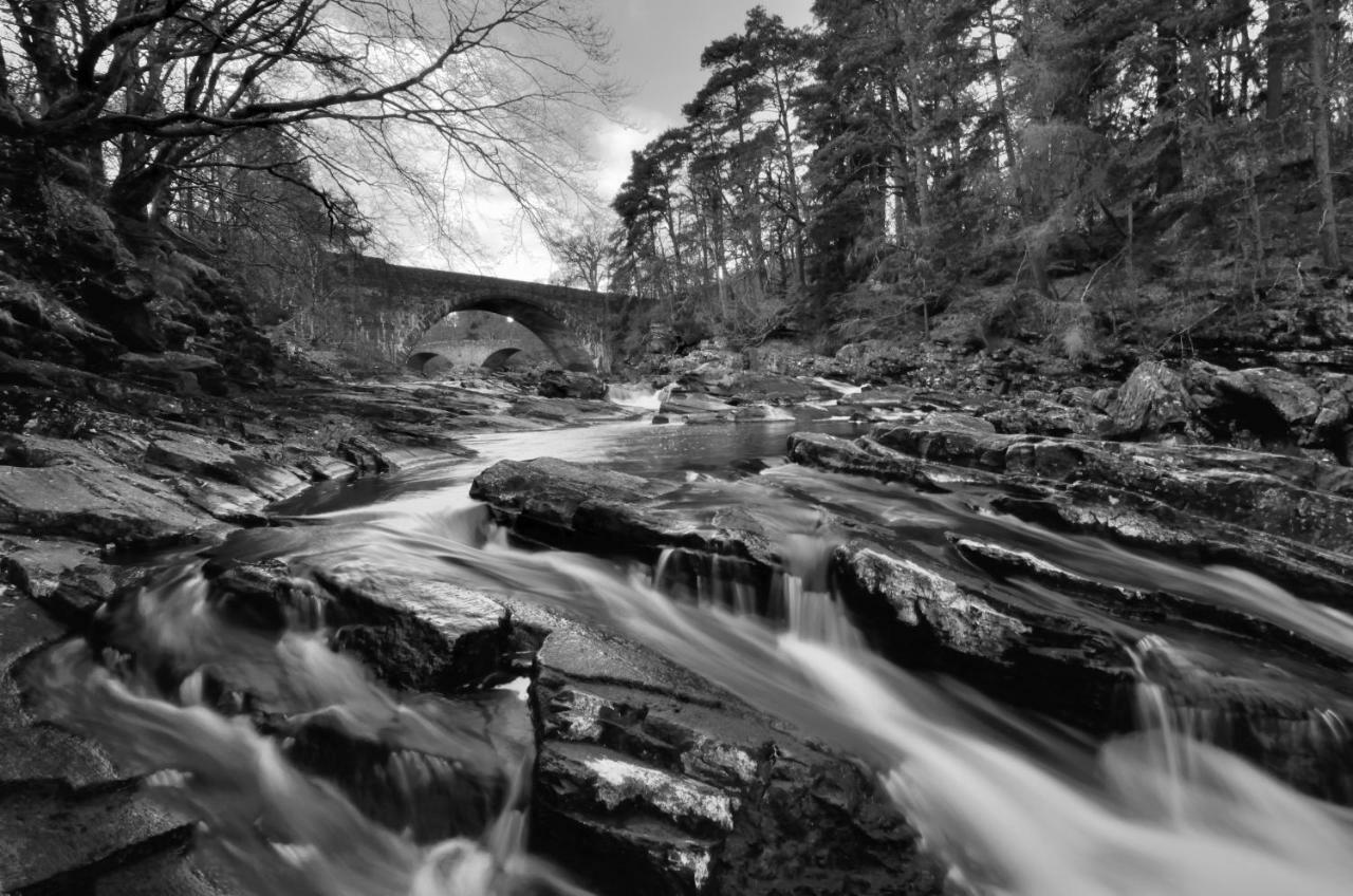 The Bridge Suite Invermoriston Extérieur photo